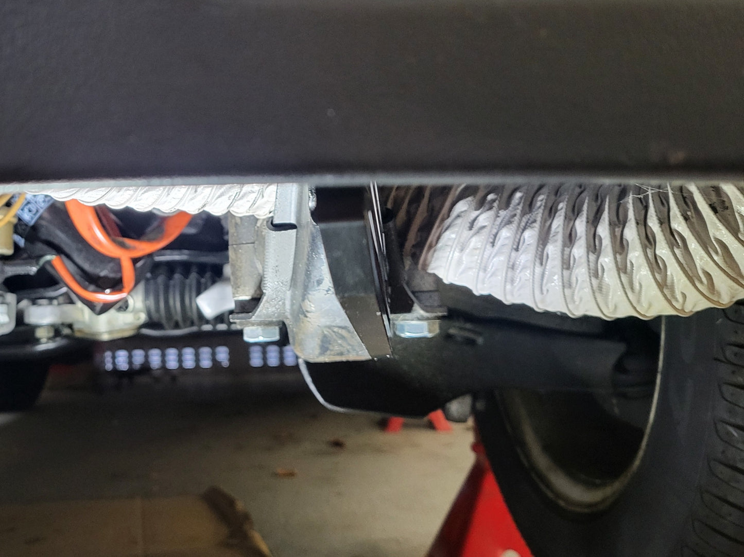 Schutzplatten Unterboden Porsche 928 bis -86