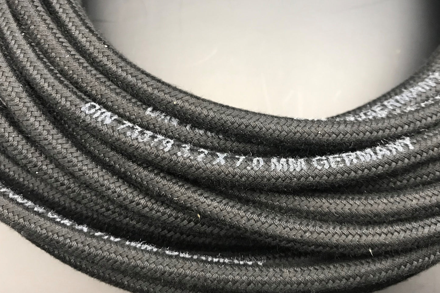 Vacuum hose 3.2x7 for Porsche - 99923900340