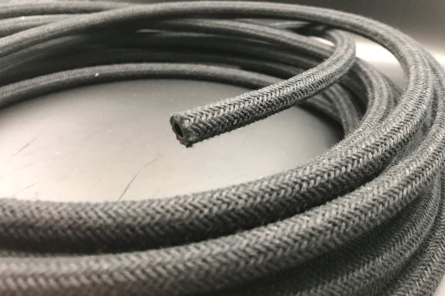 Vacuum hose 4x9 for Porsche - 99923901040