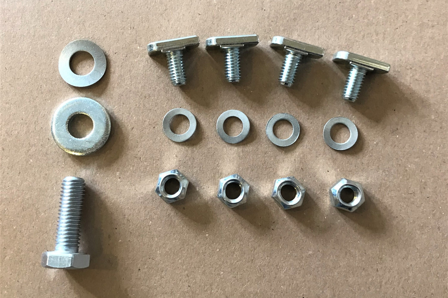 Screw set for reinforcing plate steering gear Porsche 928